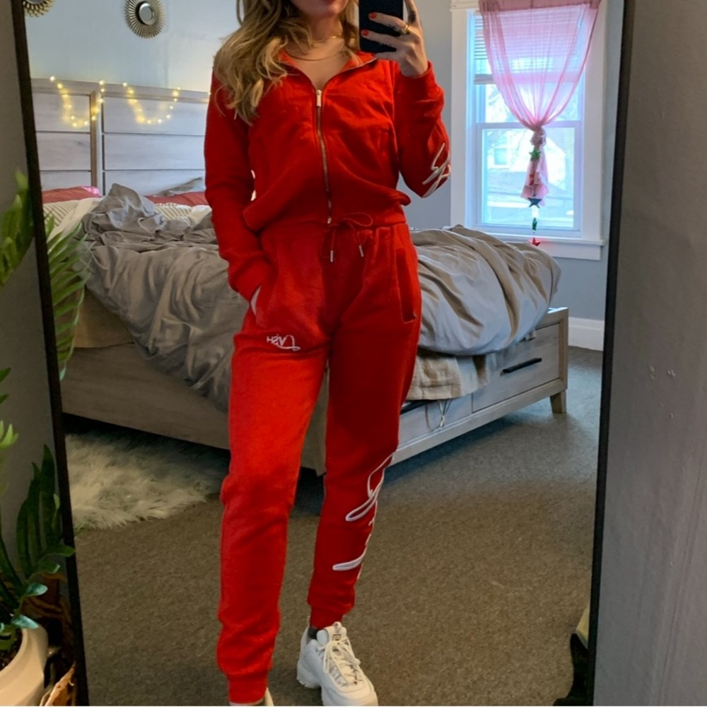 LVSH Sweatsuit Set colorway Volcano size XS